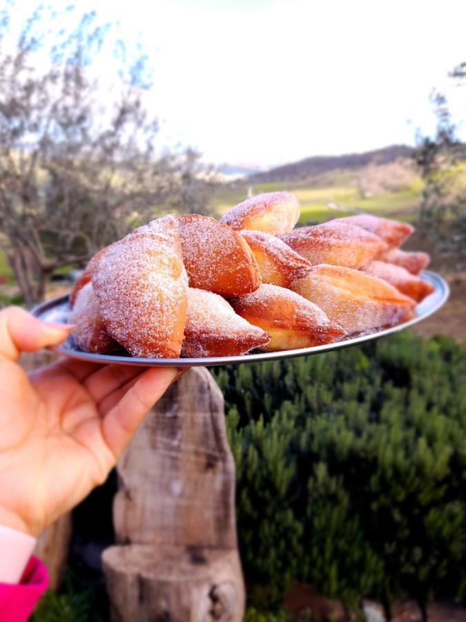 Agriturismo La Stragola Nicosia Eksteriør billede