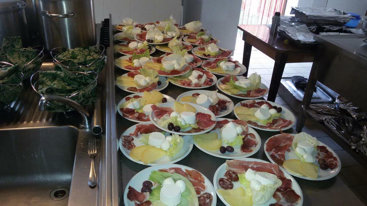 Agriturismo La Stragola Nicosia Eksteriør billede